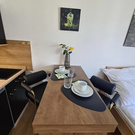 Ferienzimmer Zeppelin * Friedrichshafen