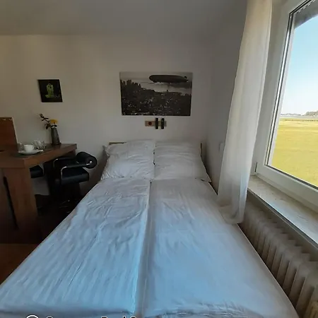 Ferienzimmer Zeppelin Apartament Friedrichshafen